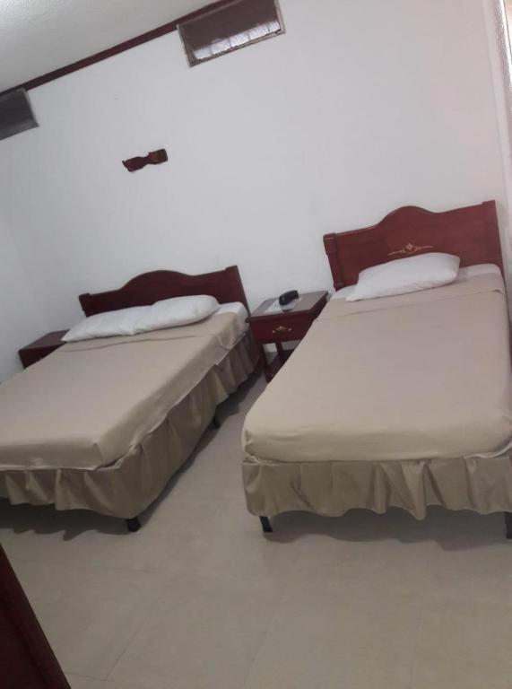 Hotel Davinci Calarcá Zewnętrze zdjęcie