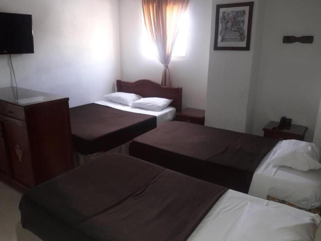Hotel Davinci Calarcá Zewnętrze zdjęcie