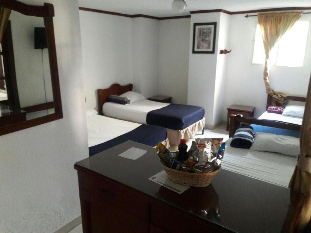 Hotel Davinci Calarcá Zewnętrze zdjęcie