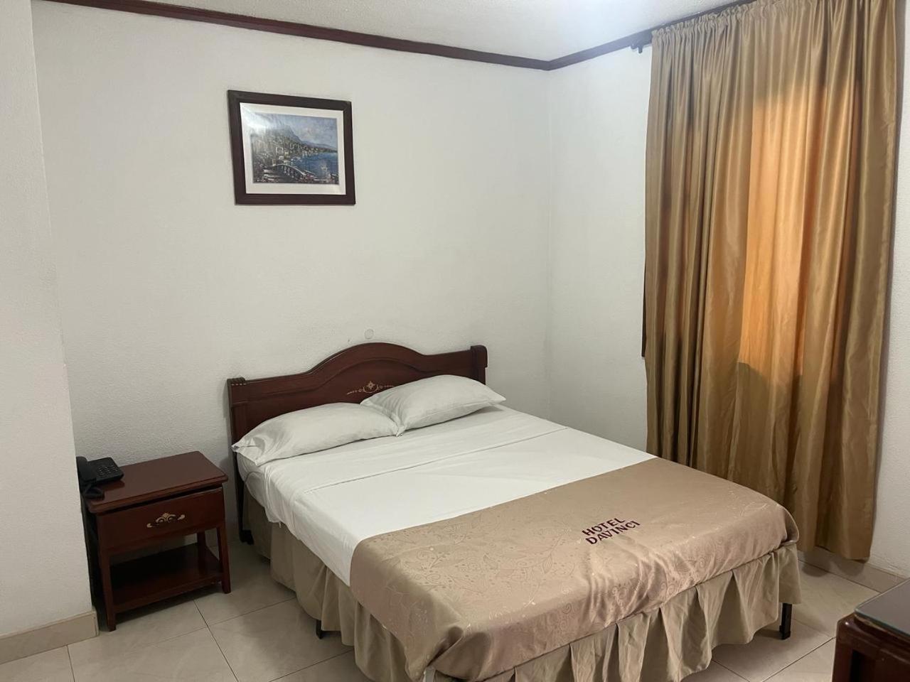 Hotel Davinci Calarcá Zewnętrze zdjęcie